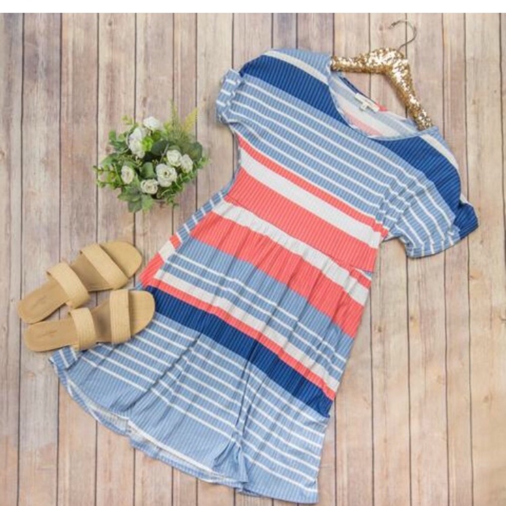 Beautiful navy & coral striped dress, size medium!